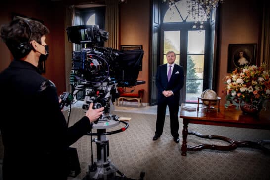 Koning Willem Alexander voor de camera